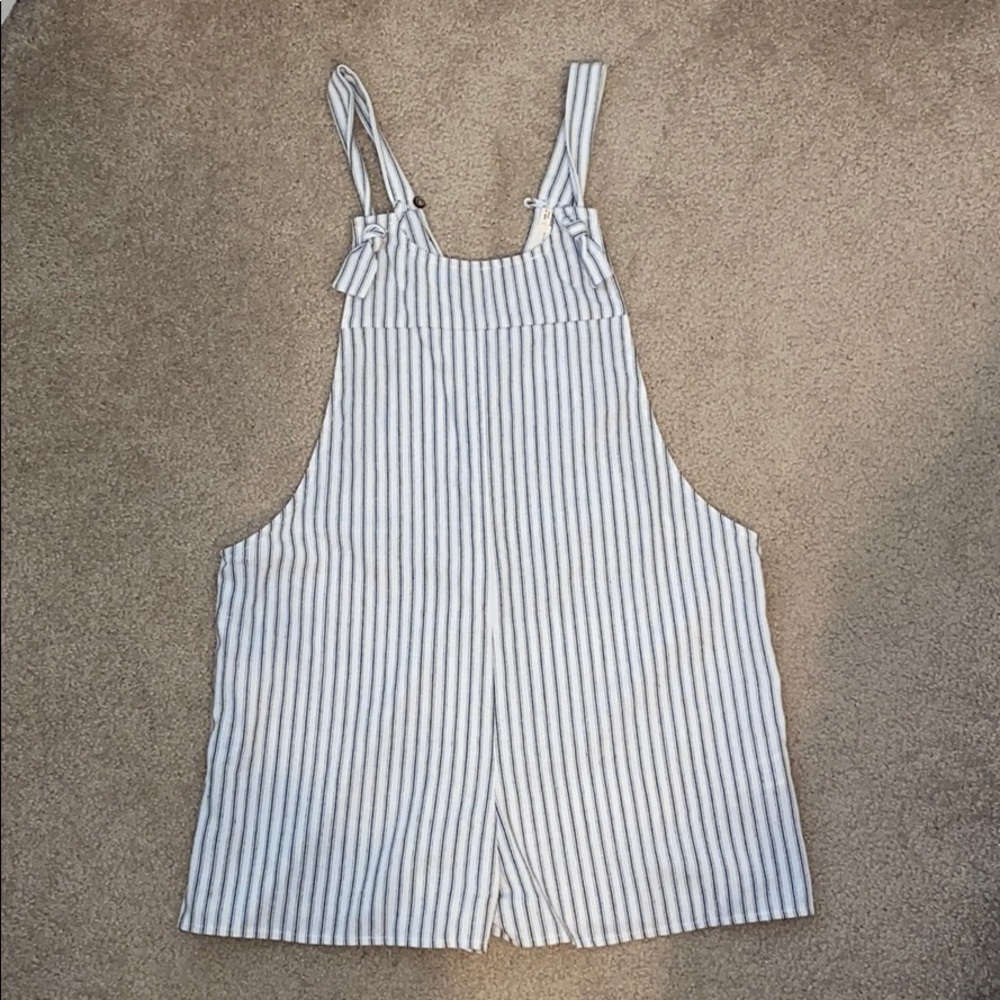 Boutique stripped romper